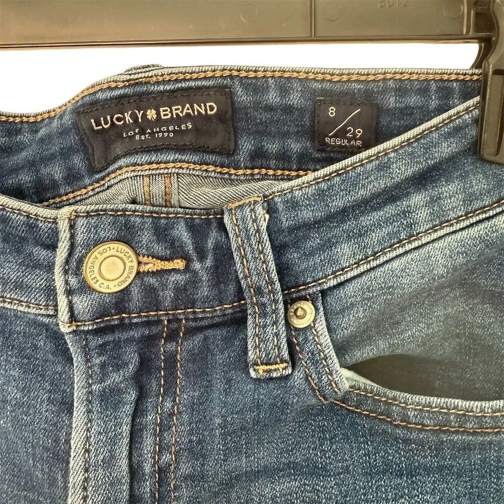 Lucky Brand Women's Bootcut Jeans Size 8 Blue Dark Wash Denim - Picture 6 of 6
